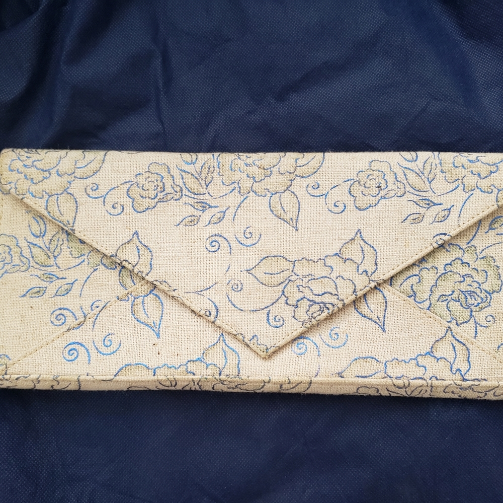 Floral Clutch